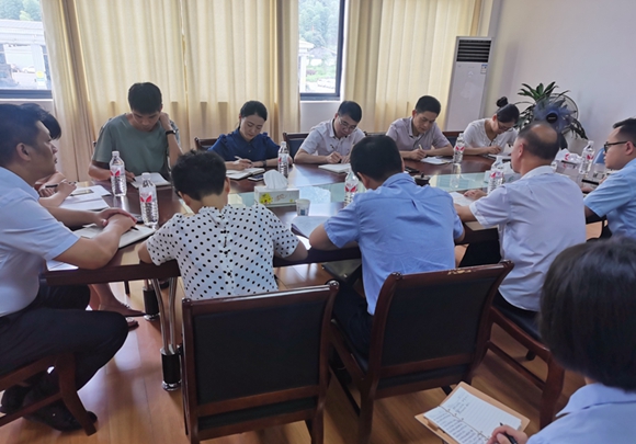 8f59dee6d57904b87abe9d812d1d33c.jpg 8f59dee6d57904b87abe9d812d1d33c.jpg